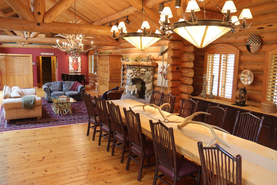 Lodge-table_4790.jpg